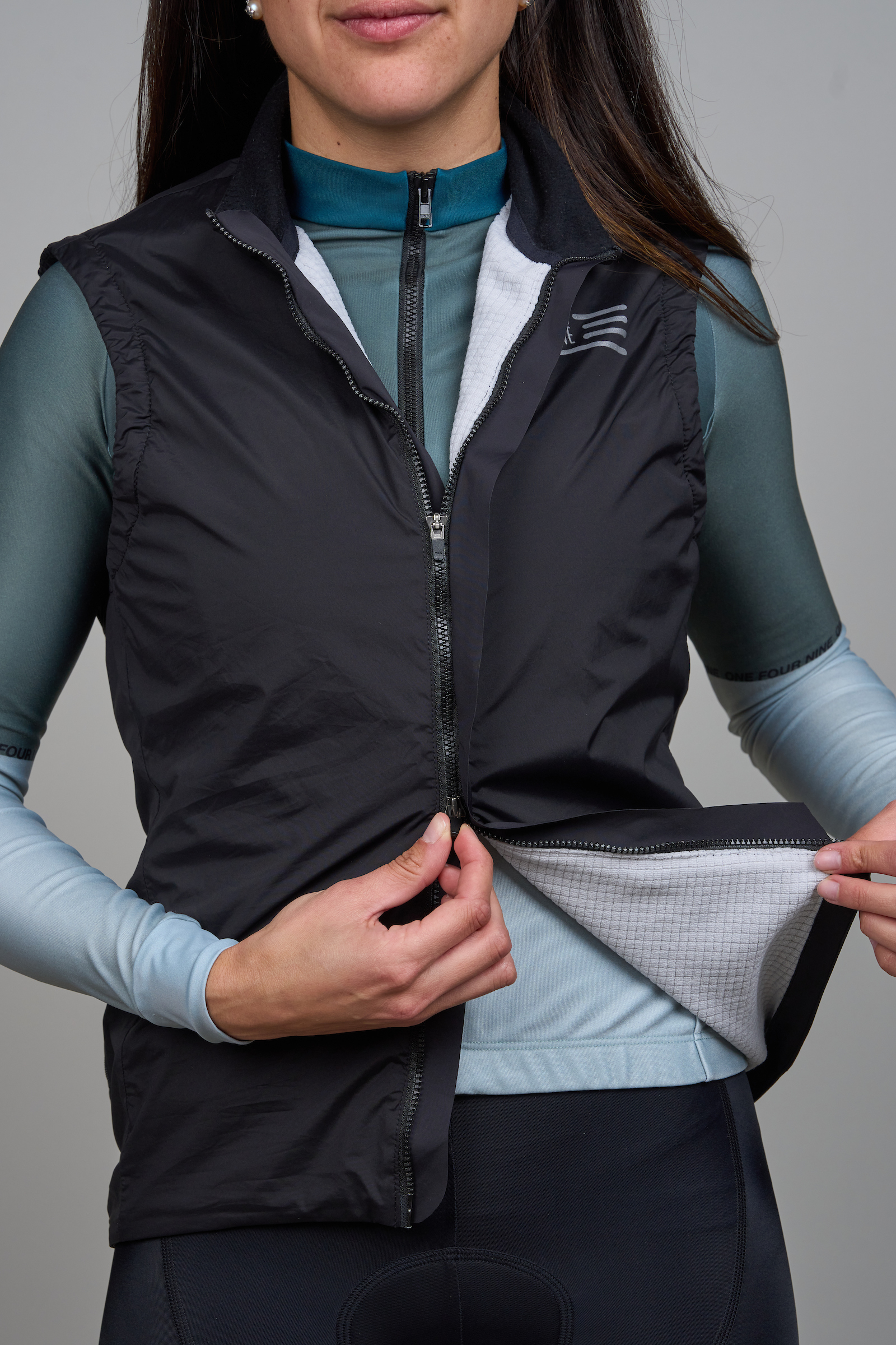THERMAL VEST WITH 4 POCKETS WOMEN -